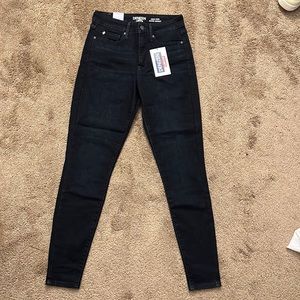 Levi’s High-Rise Super Skinny Jeans